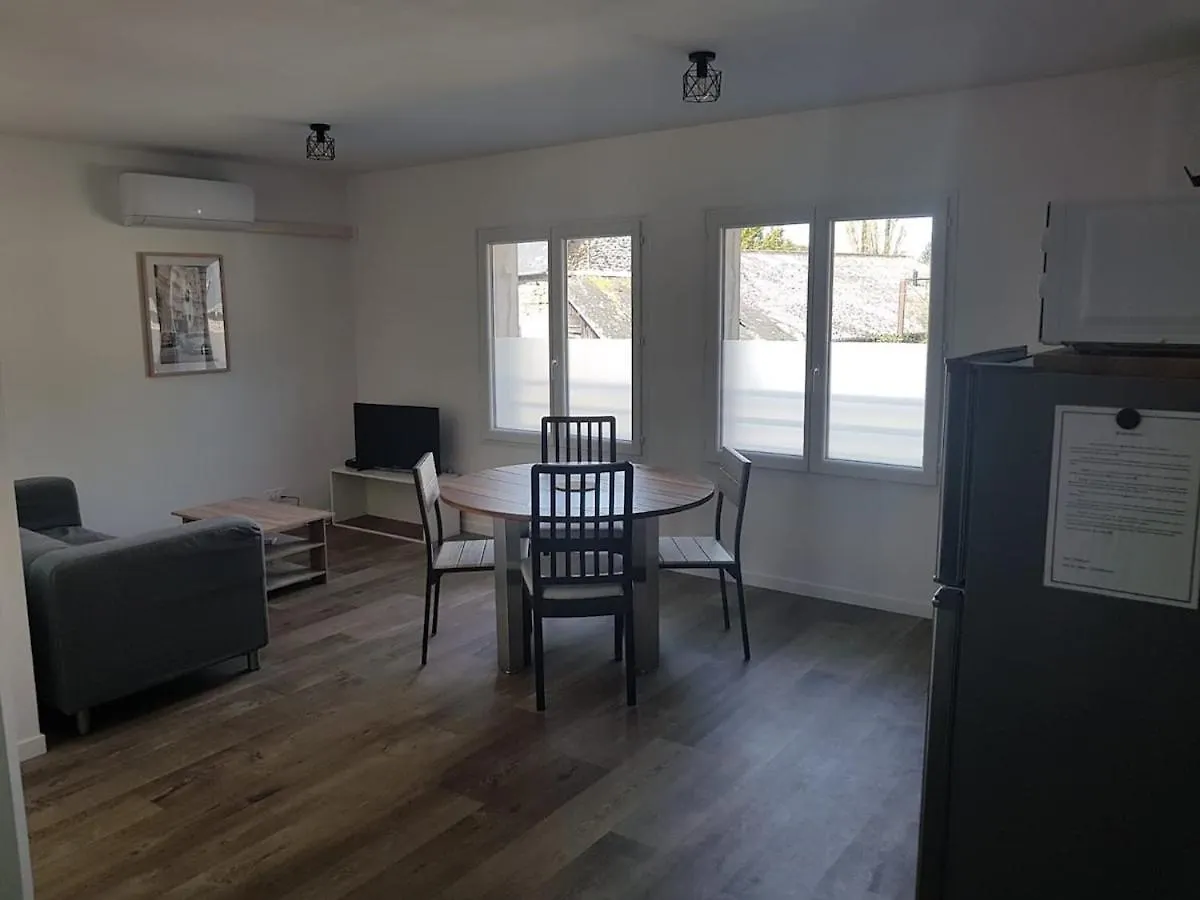 Holiday home Sublime Maison En Pierre 12 Pers Miniac-Morvan